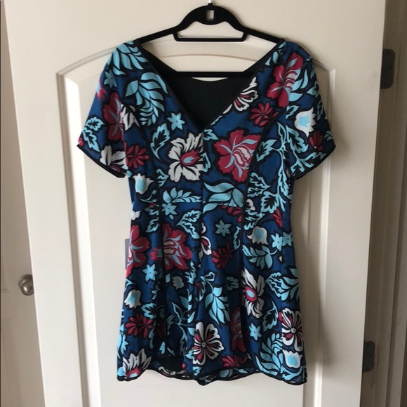 Flower romper - Picture 3 of 7